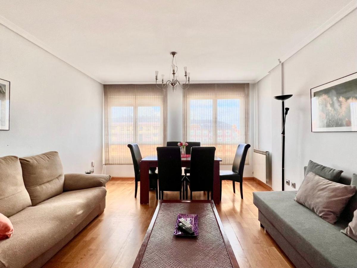 Ferienwohnung Housingleon - Conde Duplex Con Garaje Gratuito Exterior foto
